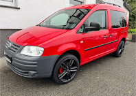 Fahrzeugaufbereitung in Olpe – aufbereiteter roter VW Caddy